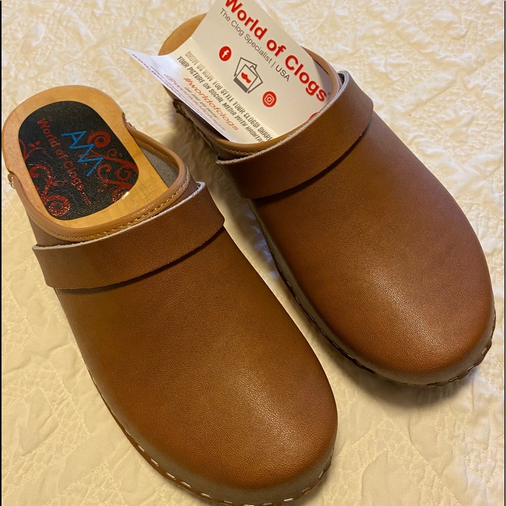 Women's Brown Leather Mules